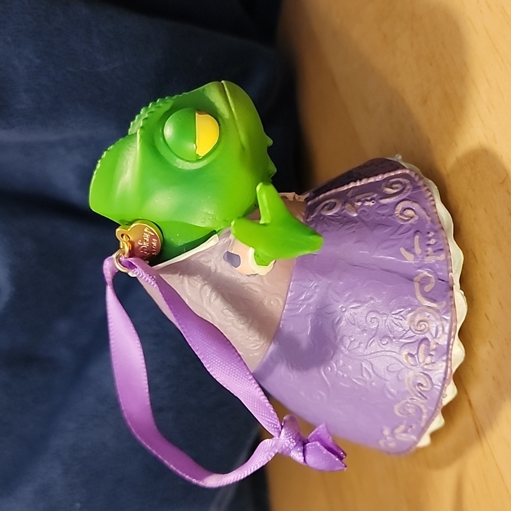 Disney Pascal Ornament - Picture 2 of 8